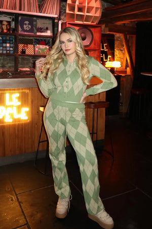 @itsmaehunter in House of Sunny Argyle Lounge Cardigan