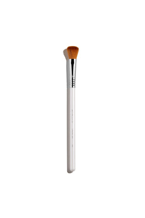 Skincare brush for gel masks by Sigma Beauty 