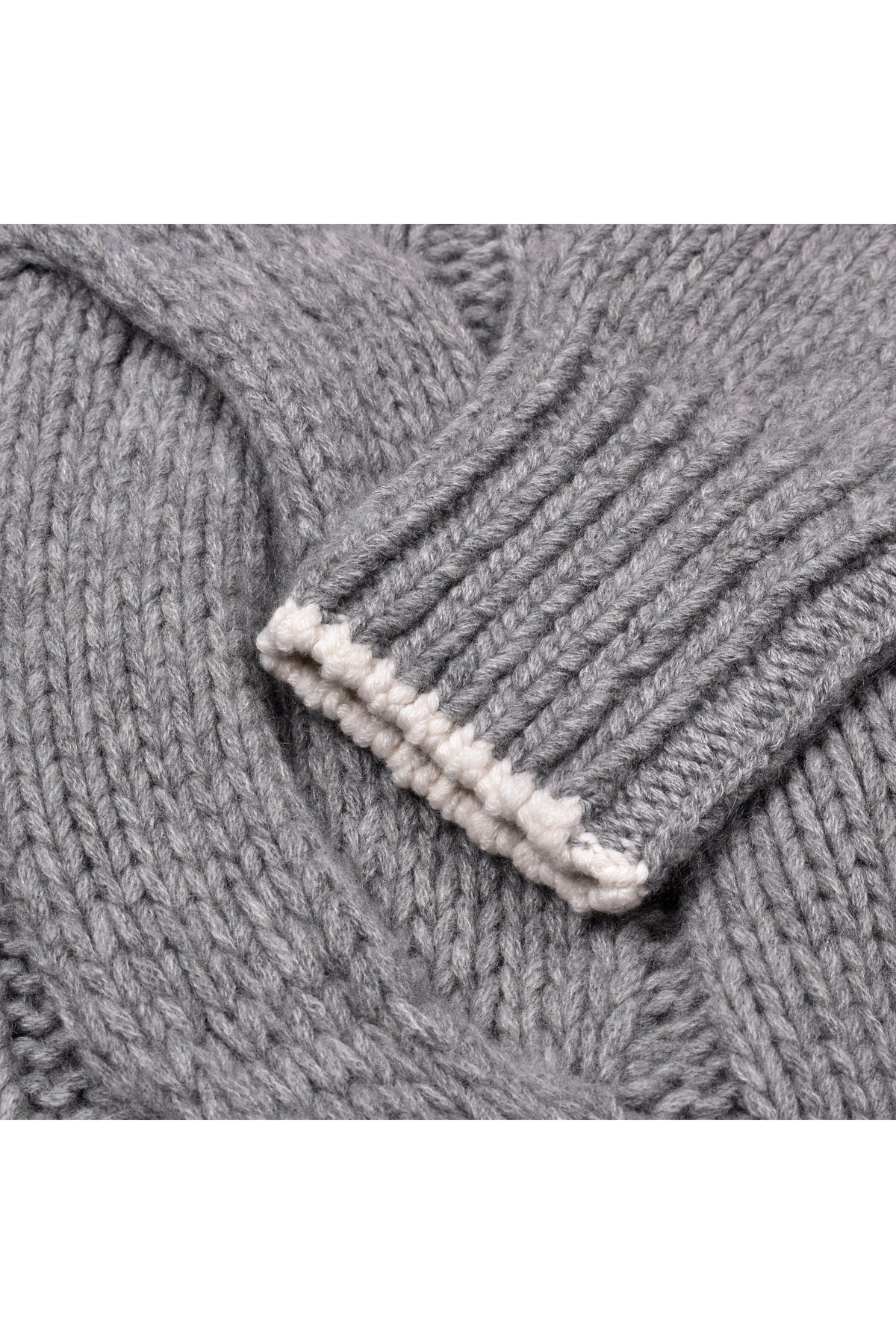 Men's Light Grey Cashmere Turtleneck Sweater