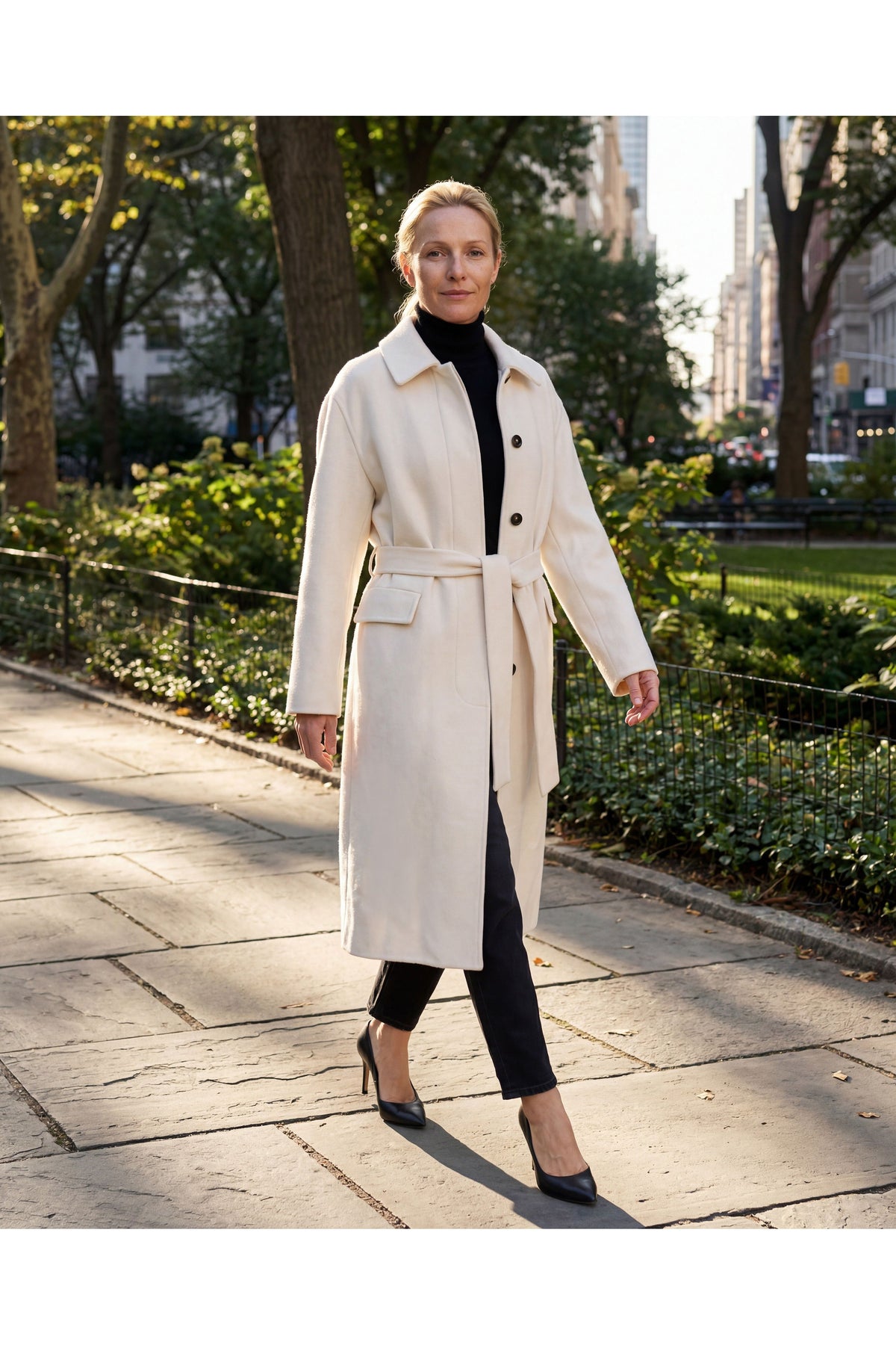 Women's Off White Cashmere Belted Jacket