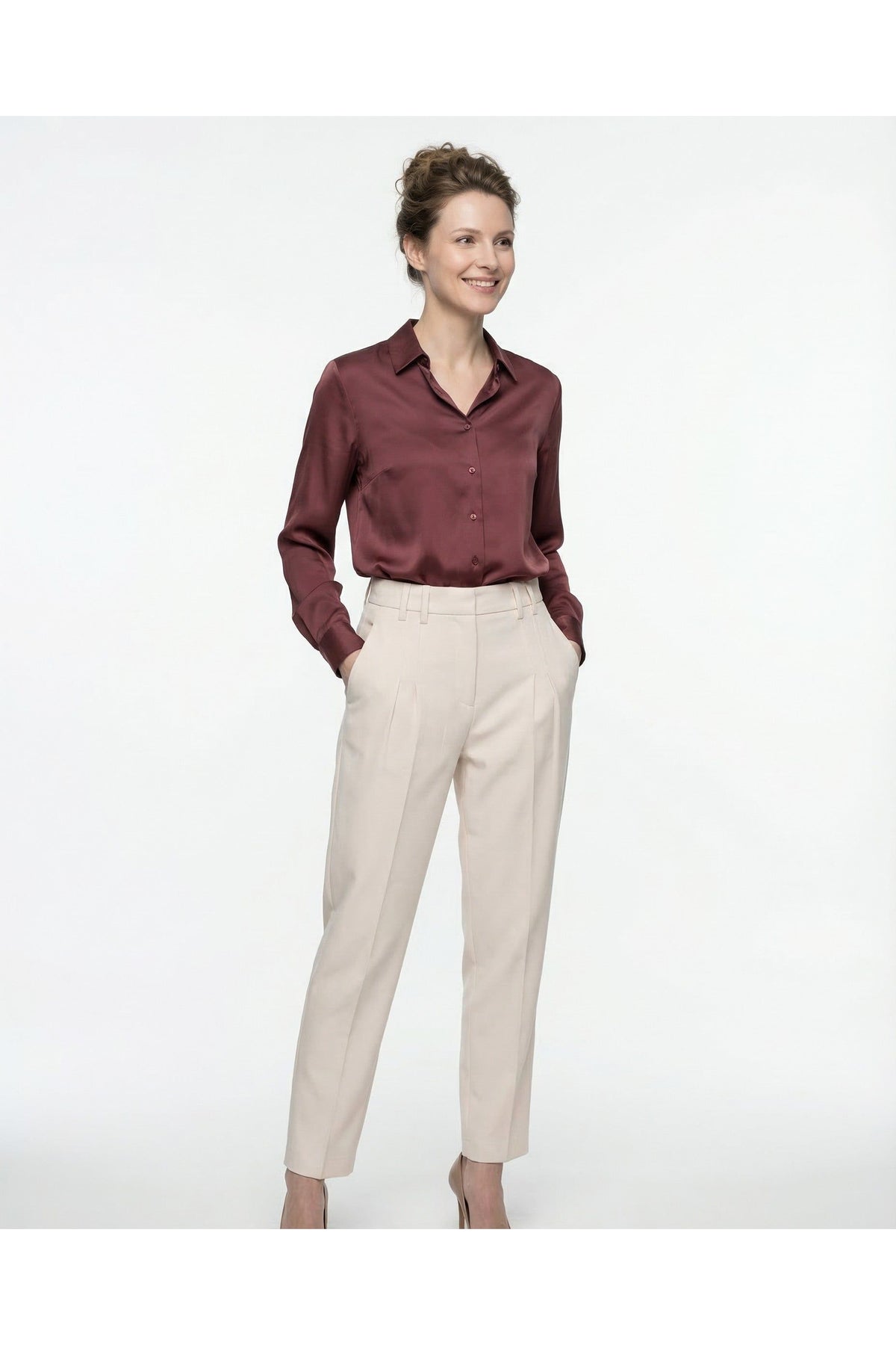 Women's Light Beige Tapered Trousers