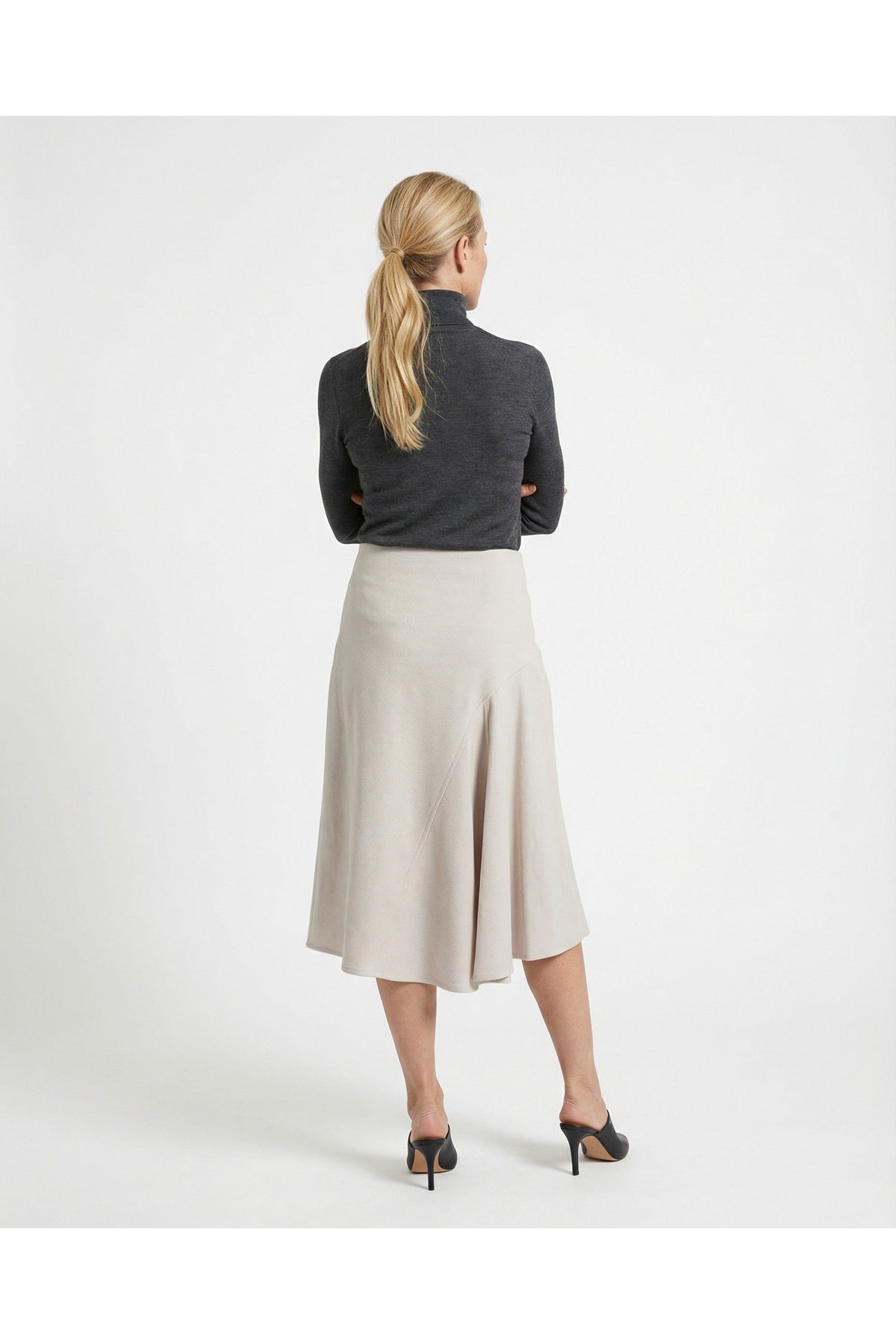 Women's Off White Midi Skirt