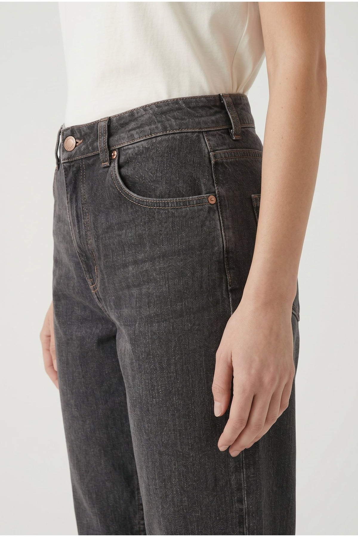 Women's Dark Grey Tapered Trousers