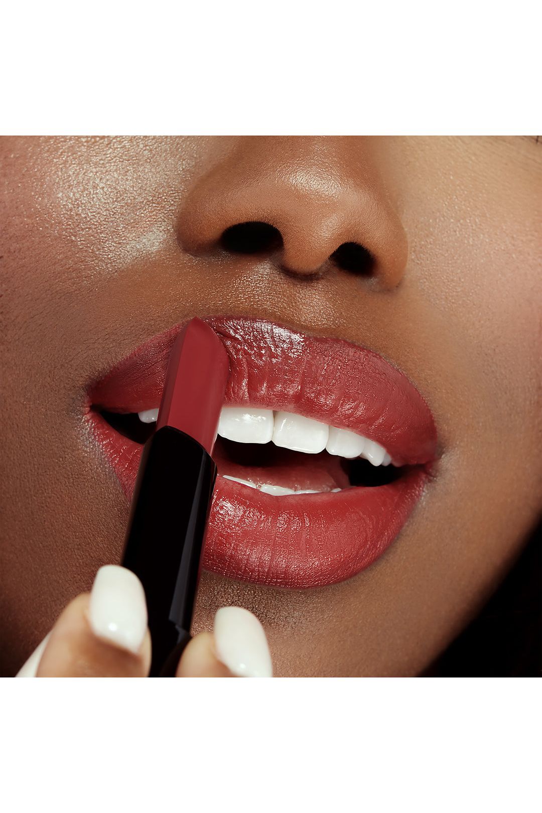 Infinity Point Lipstick - Scarlet