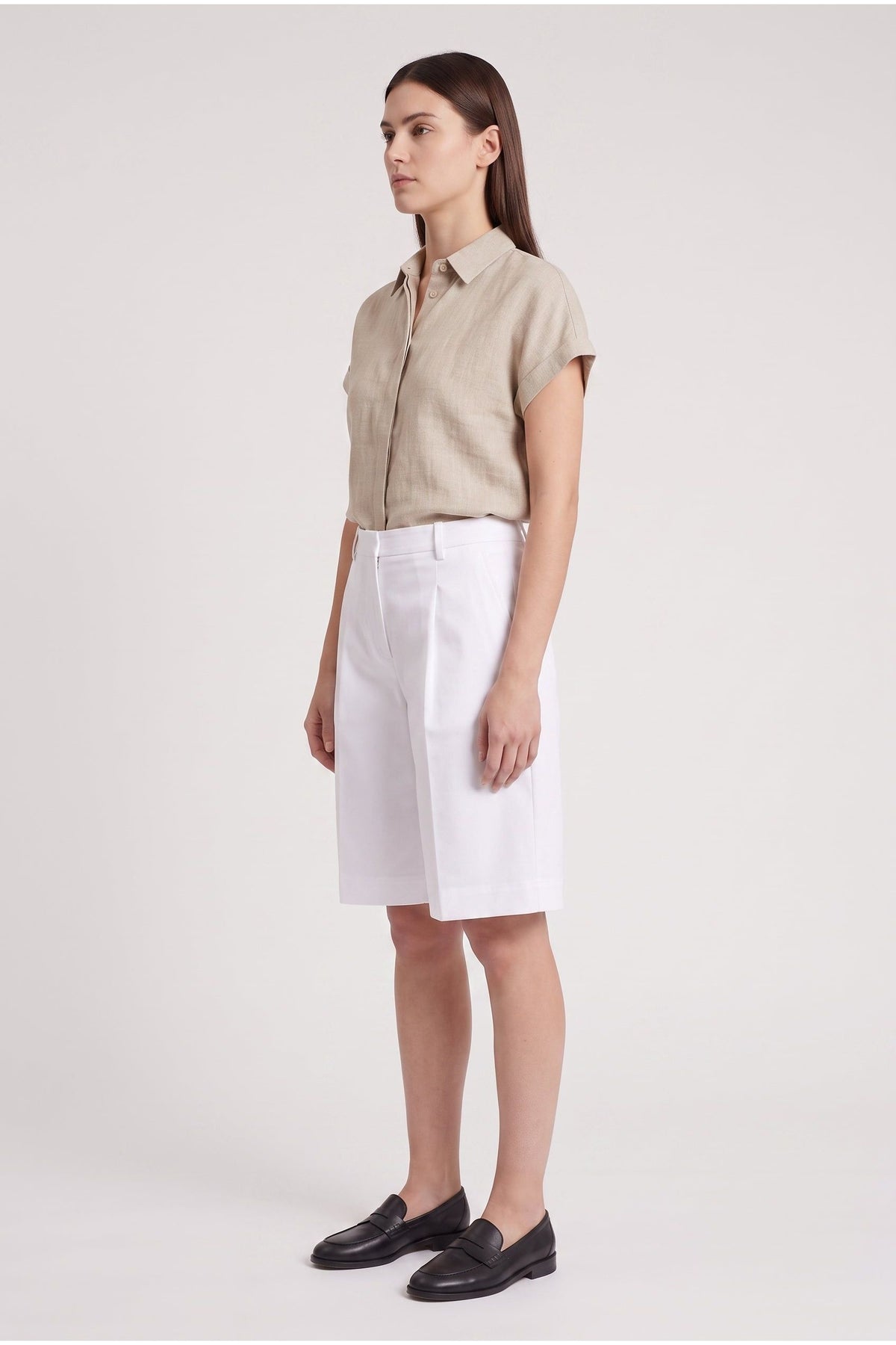 Women's White Tailored Bermuda Trousers