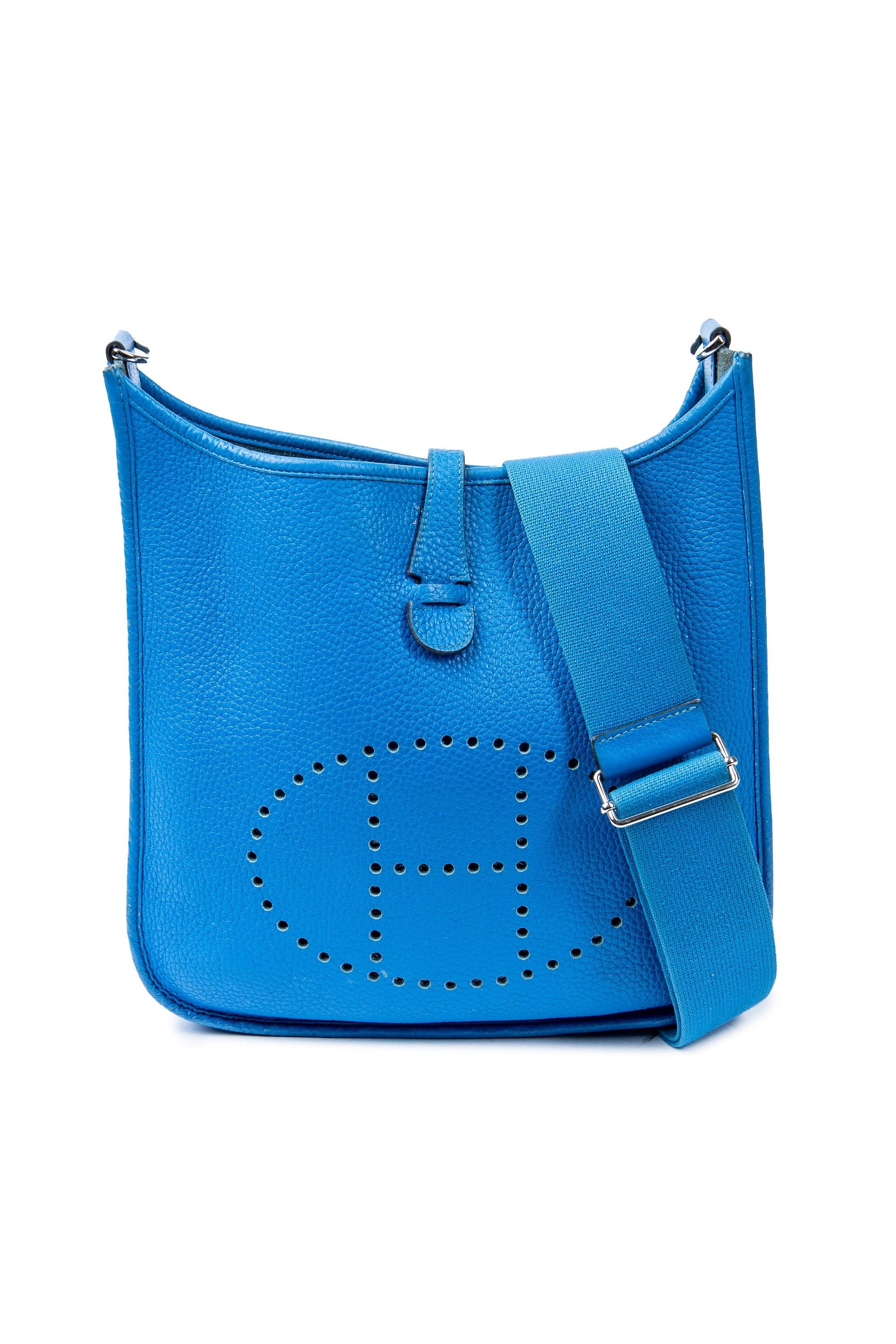 Evelyne III PM