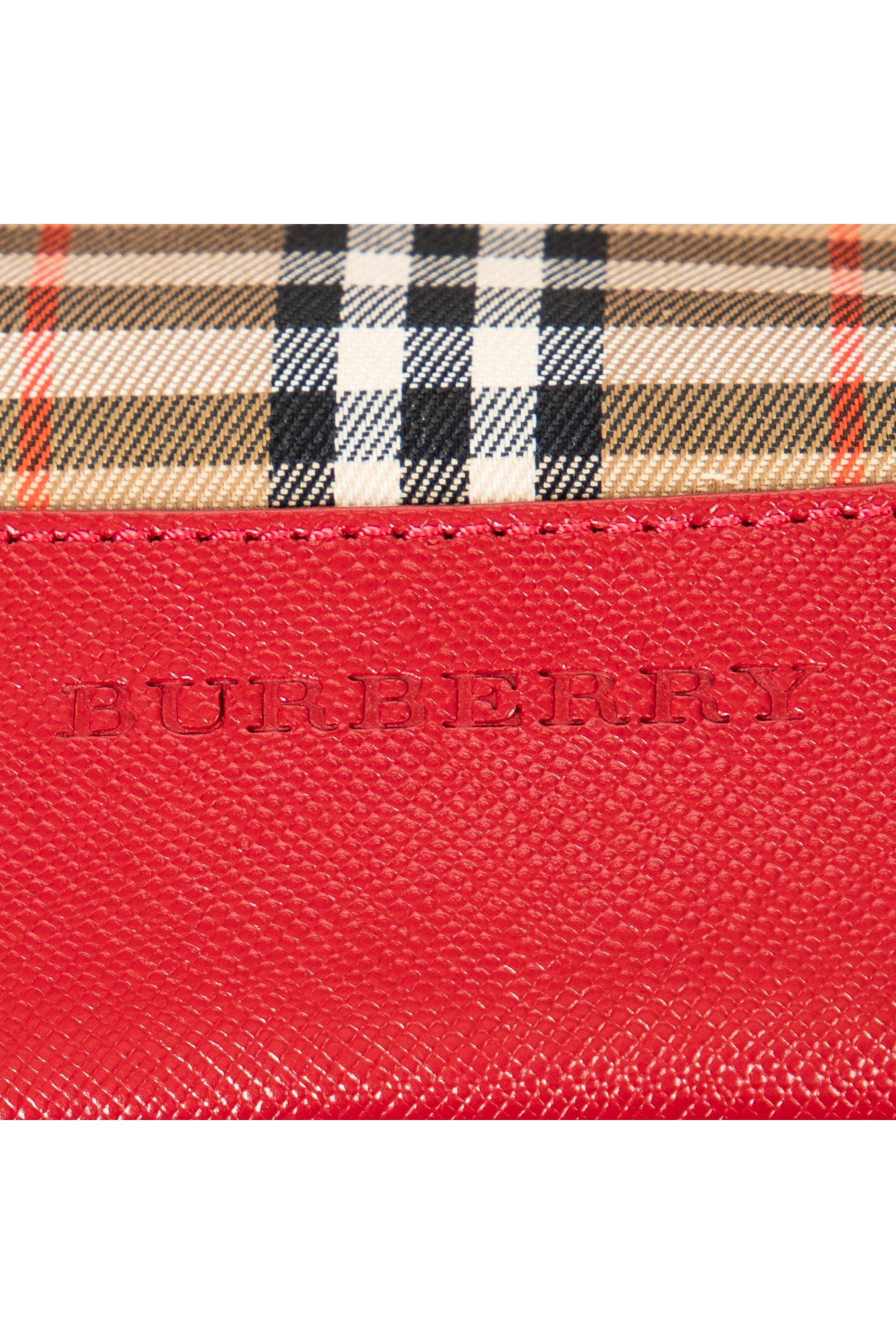 Vertical Slip Pocket Tote 
