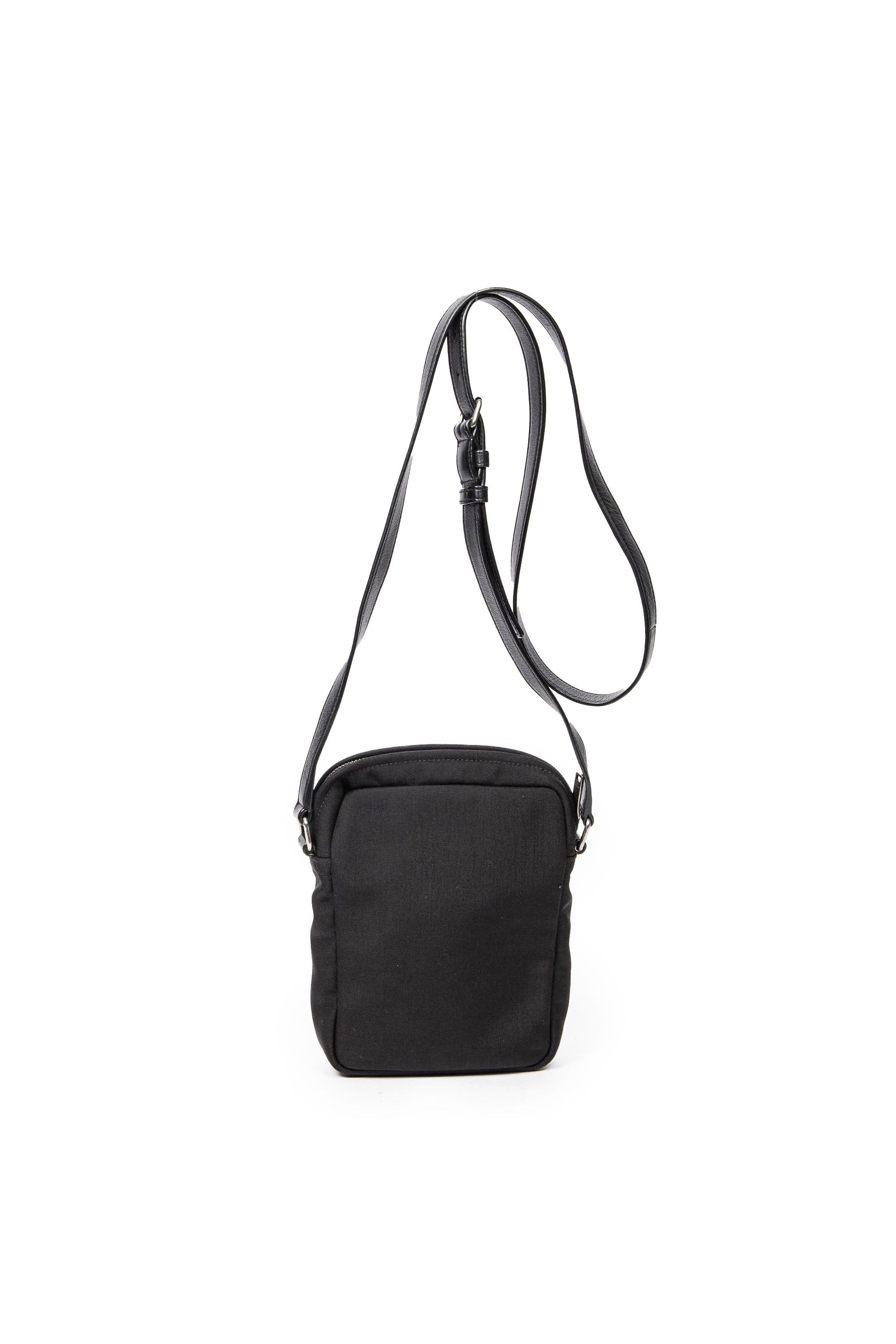 Sid Pouch Crossbody 