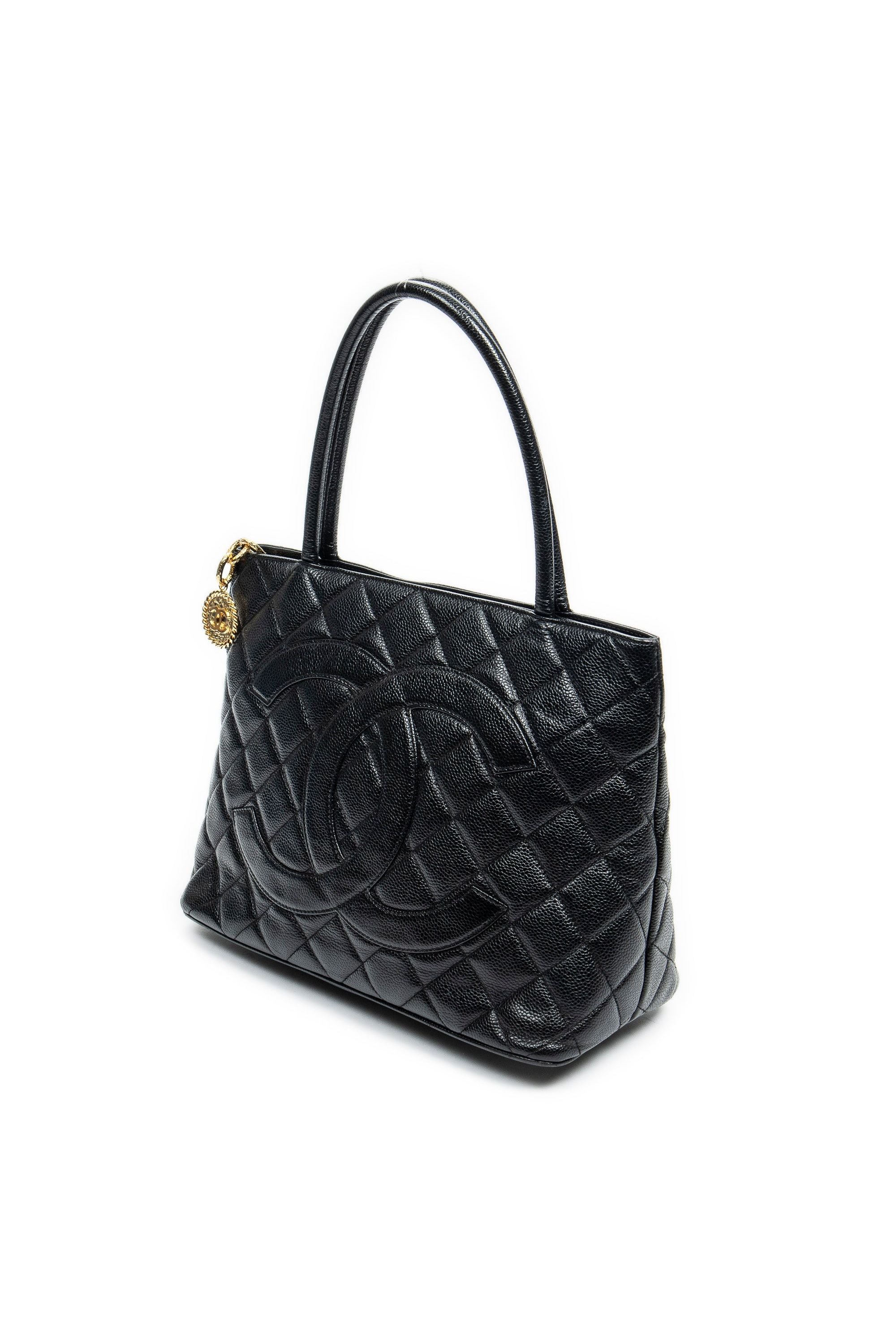 CC Timeless Medallion Tote 