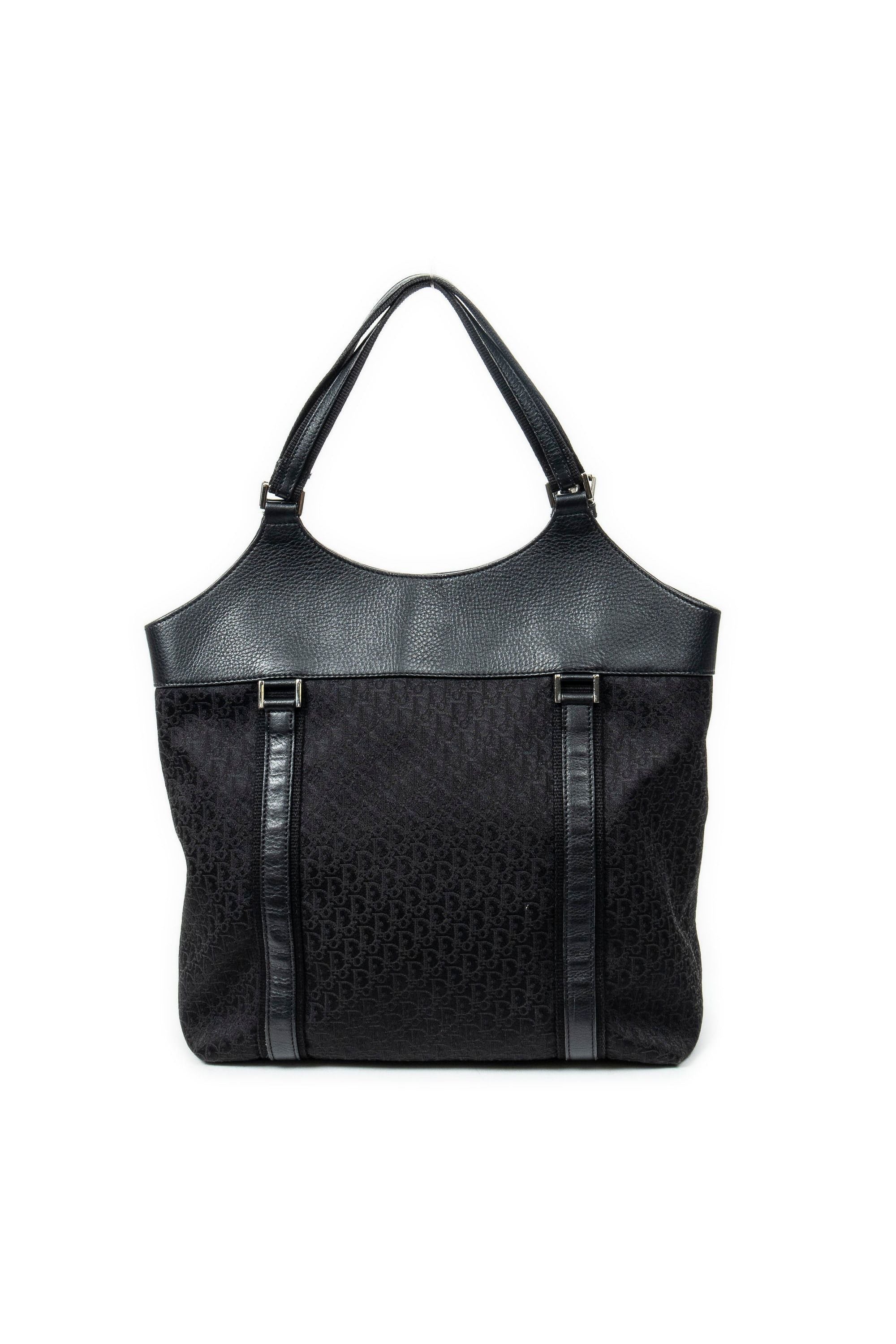 Large Street Chic Tote 