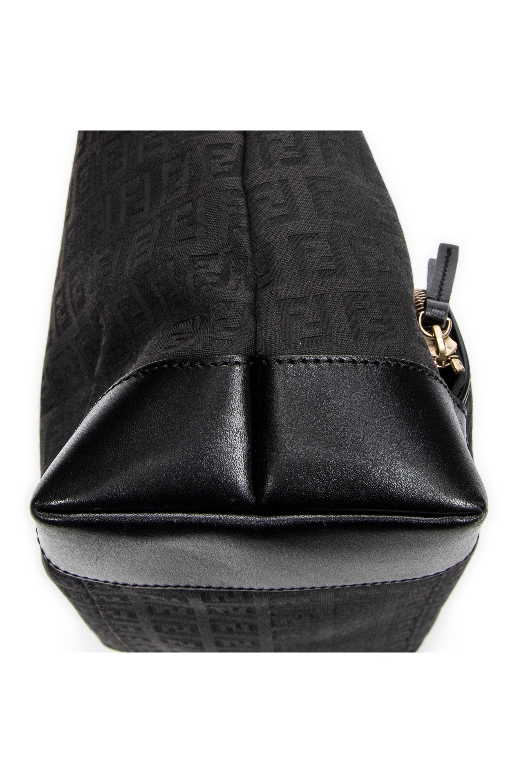 Front Pocket Hobo 