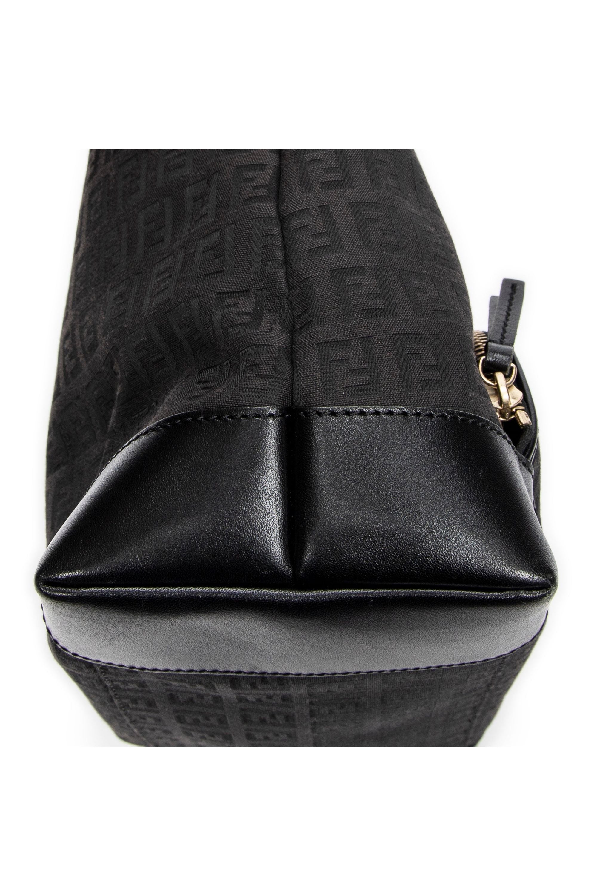 Front Pocket Hobo 