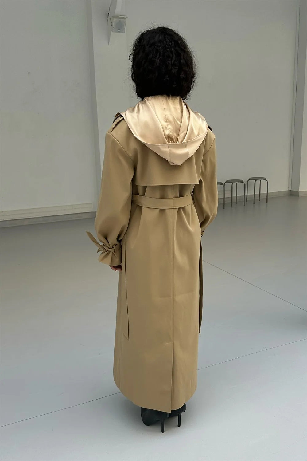SAEMDI Aurora Trench