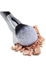 F24 All-Over Powder™ Brush