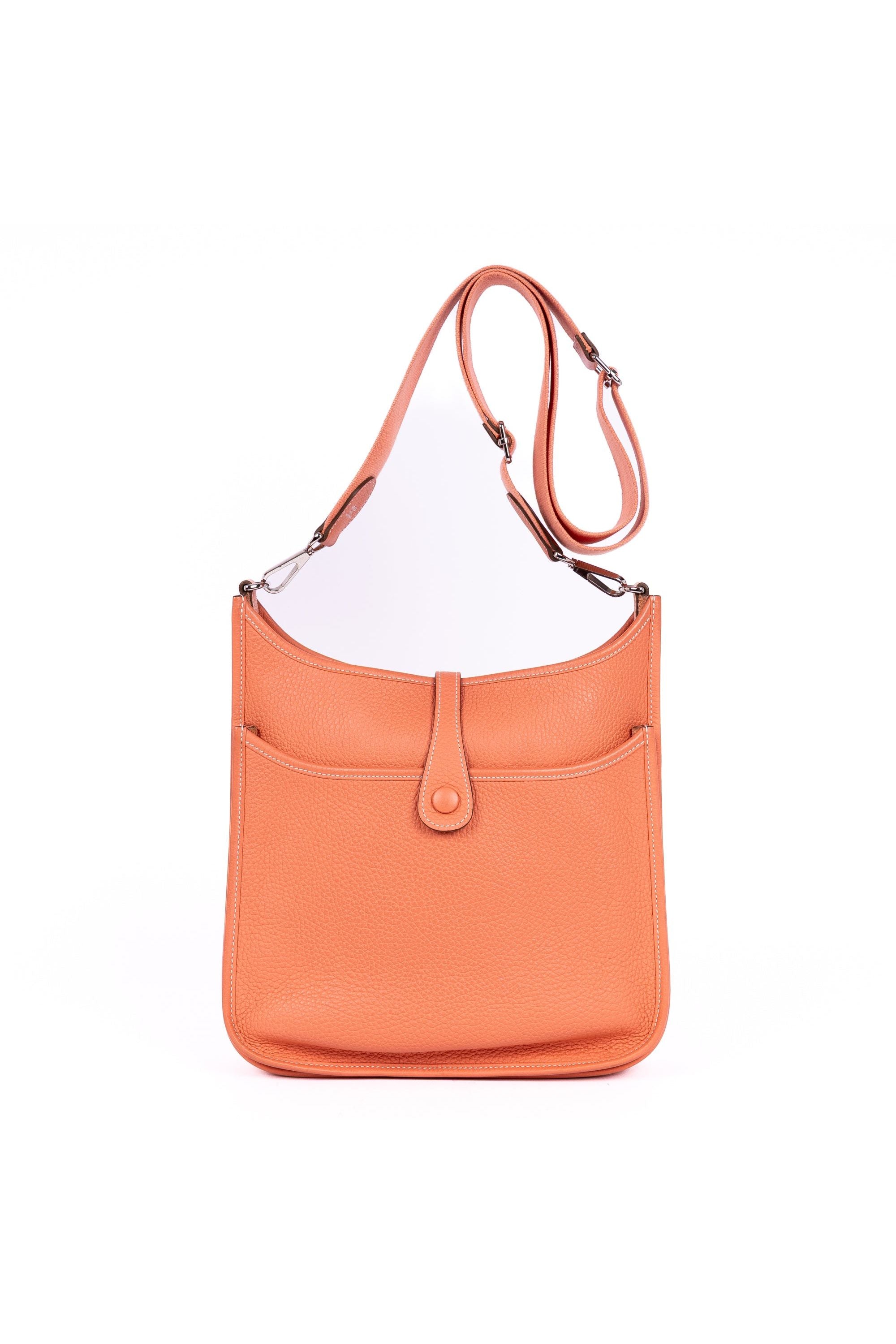 Evelyne III PM