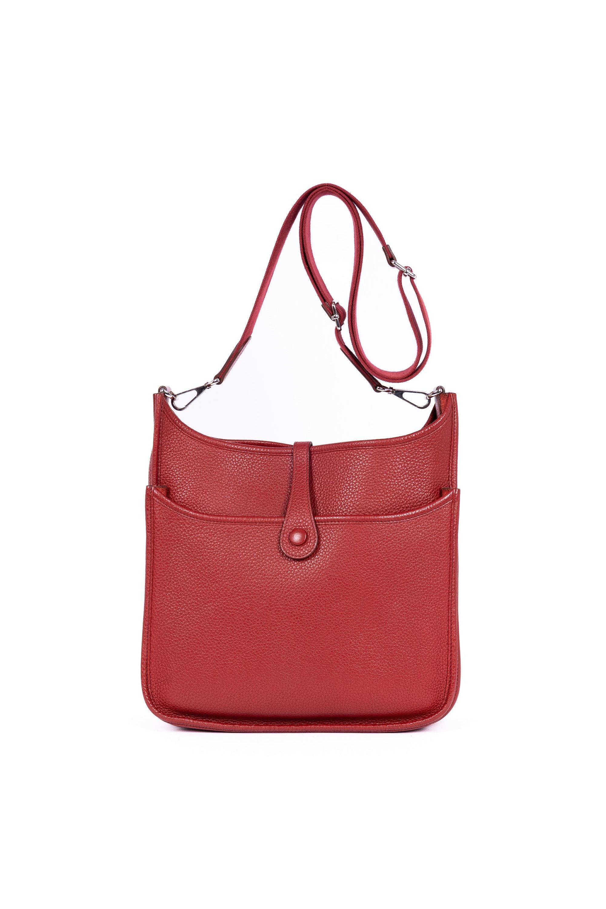 Evelyne III PM