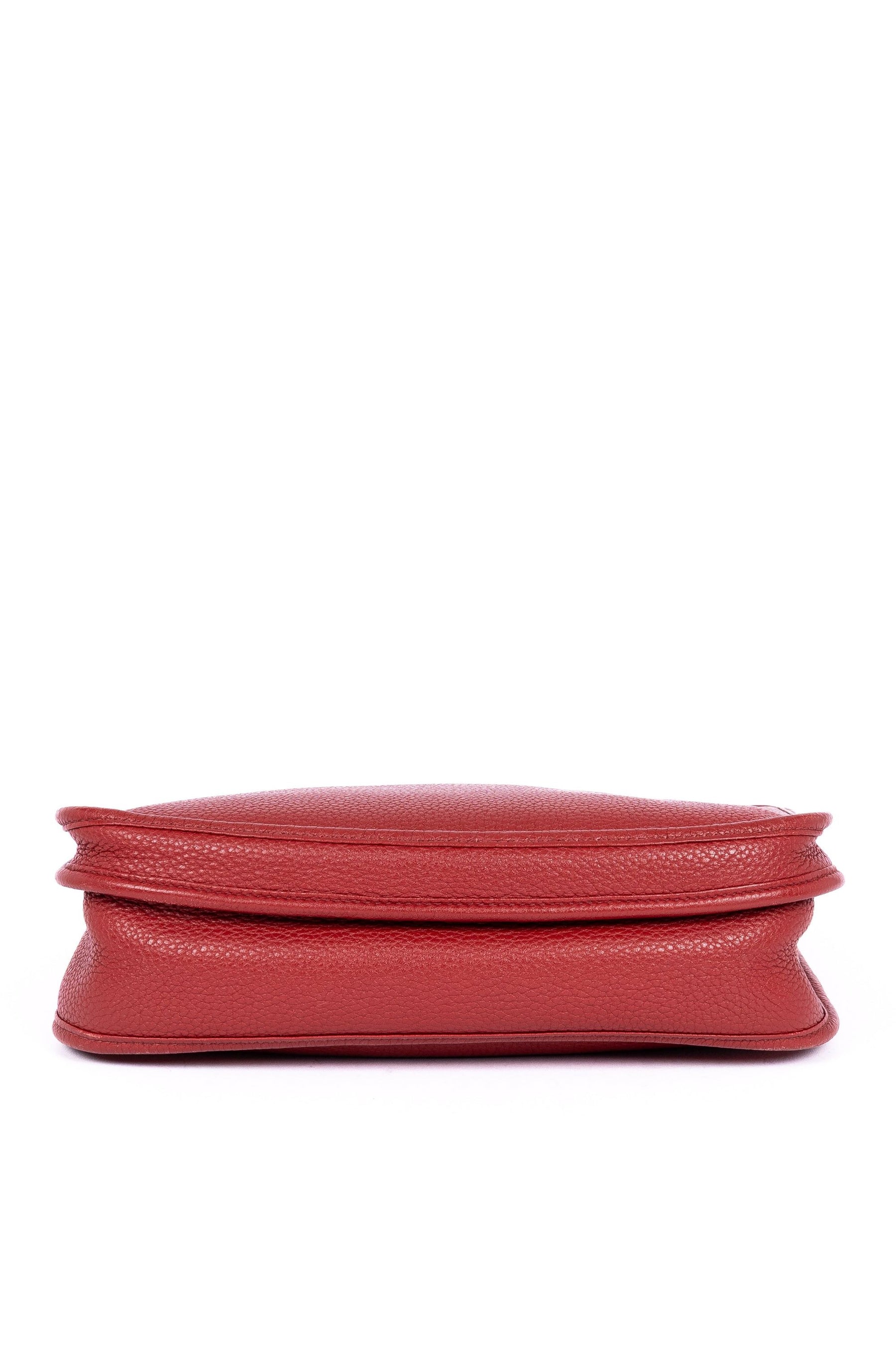 Evelyne III PM