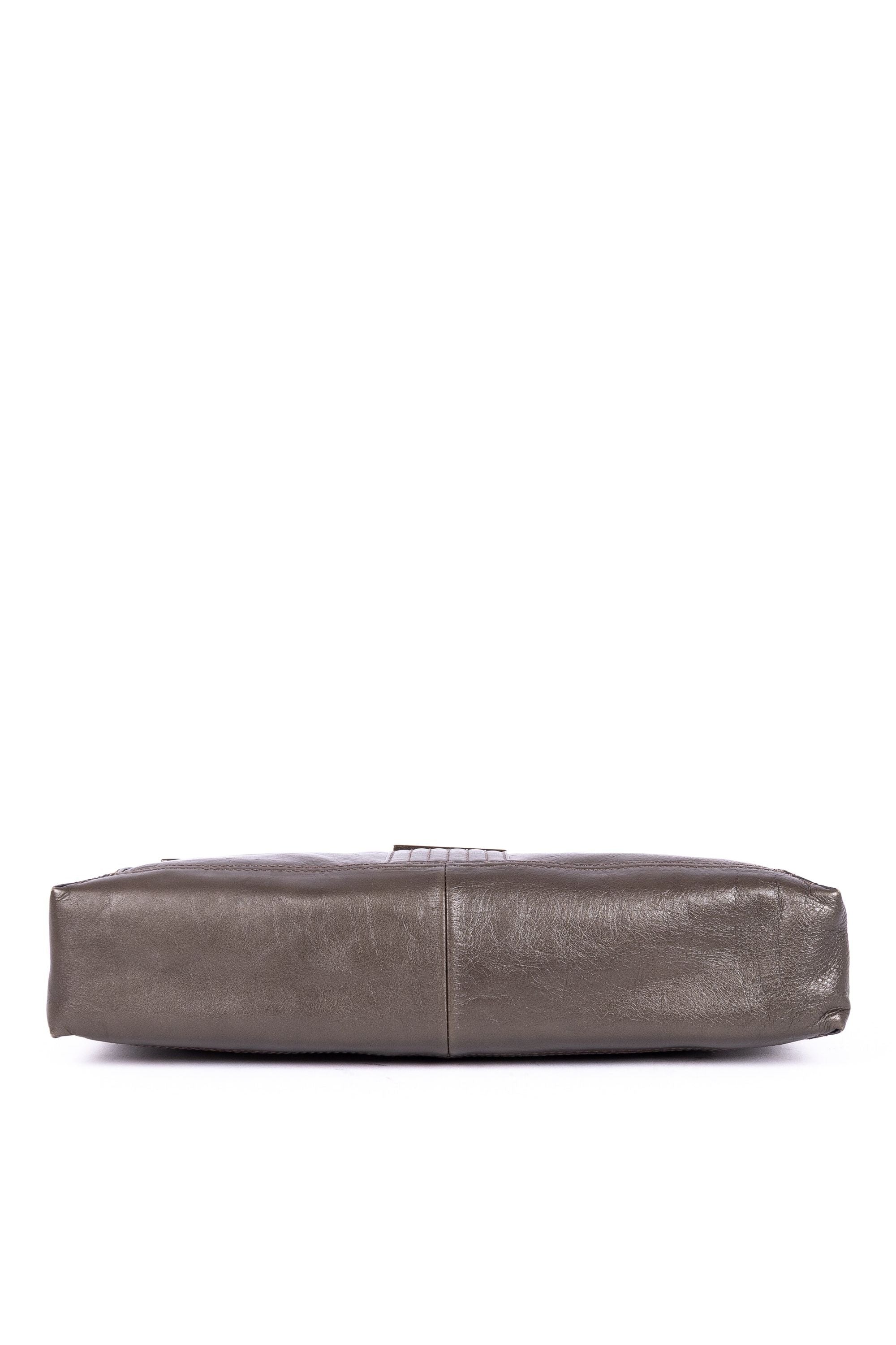Maxi Baguette Flap 