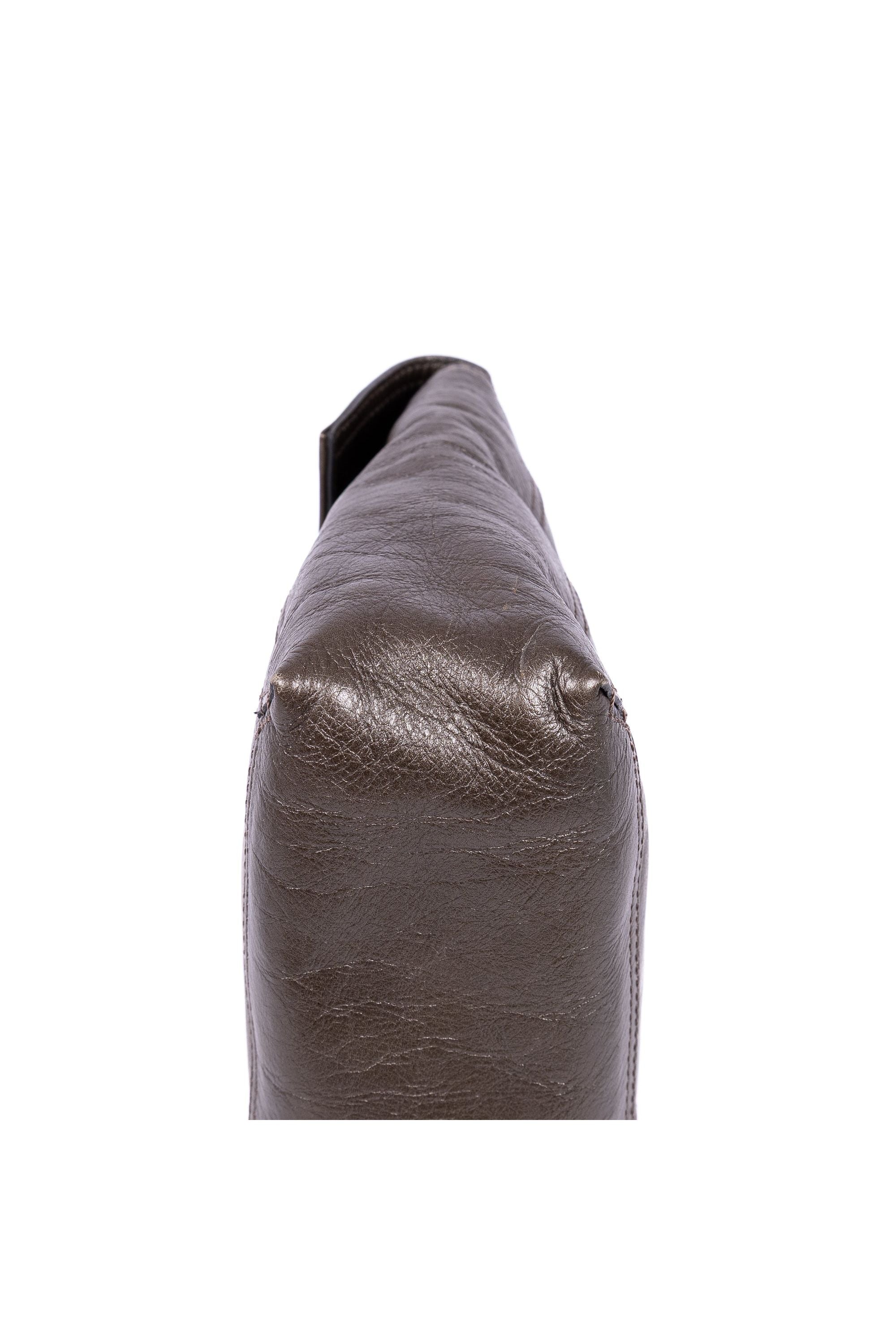 Maxi Baguette Flap 