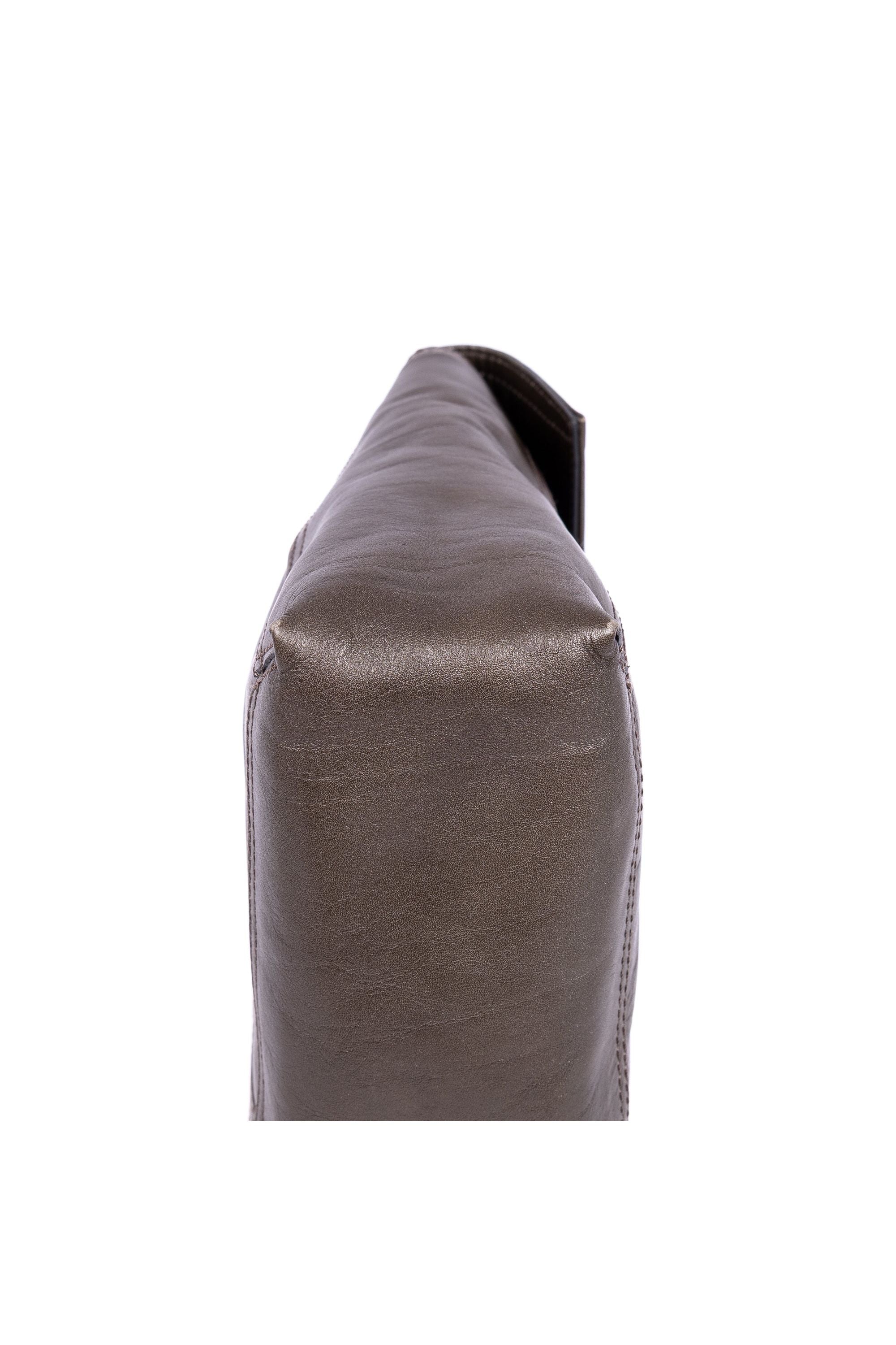 Maxi Baguette Flap 