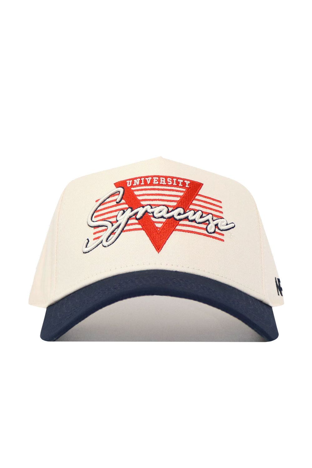 The Syracuse Triangle Game Cap Hat by No Rivals is a white snapback with a navy brim, “Syracuse” in script, “University” in block letters, and a red triangle with horizontal red lines. Offers a structured fit.