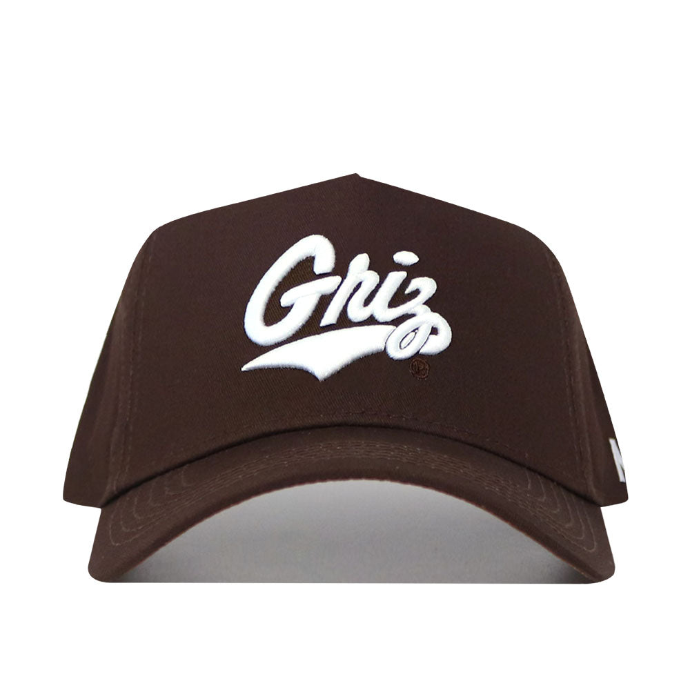 The No Rivals University of Montana Americano Hat is a brown snapback with a structured fit, featuring "Griz" embroidered in white script on the front. Made from high-quality cotton for comfort and durability.