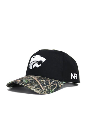 The No Rivals K-State Camo Hat – Trailblazer Edition features a black snapback, white wildcat logo, camo bill, white NR letters on the side, and is made from high-quality cotton. Officially licensed.
