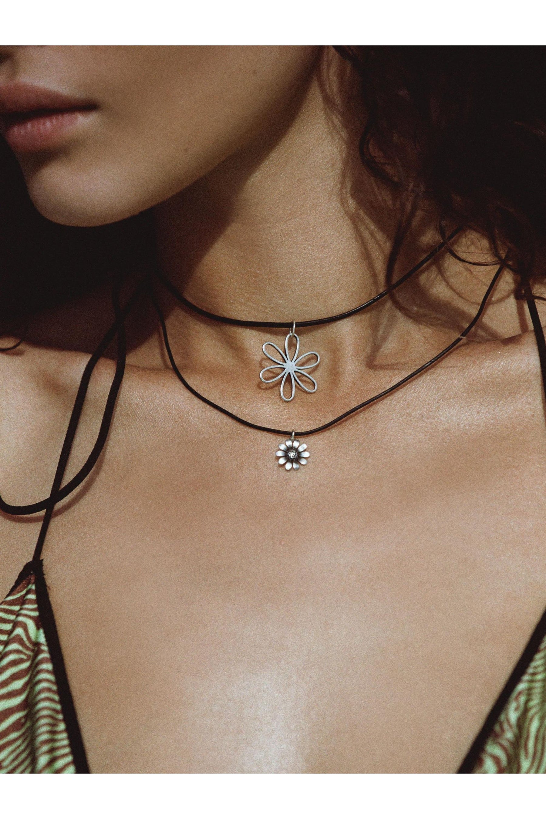 The Flower Power Choker