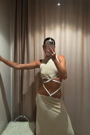 @hollyleeboorman in Bec + Bridge Lauryn Knit Skirt - Cream/ Sand