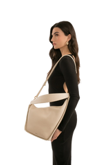 10am Shoulder Bag Sand