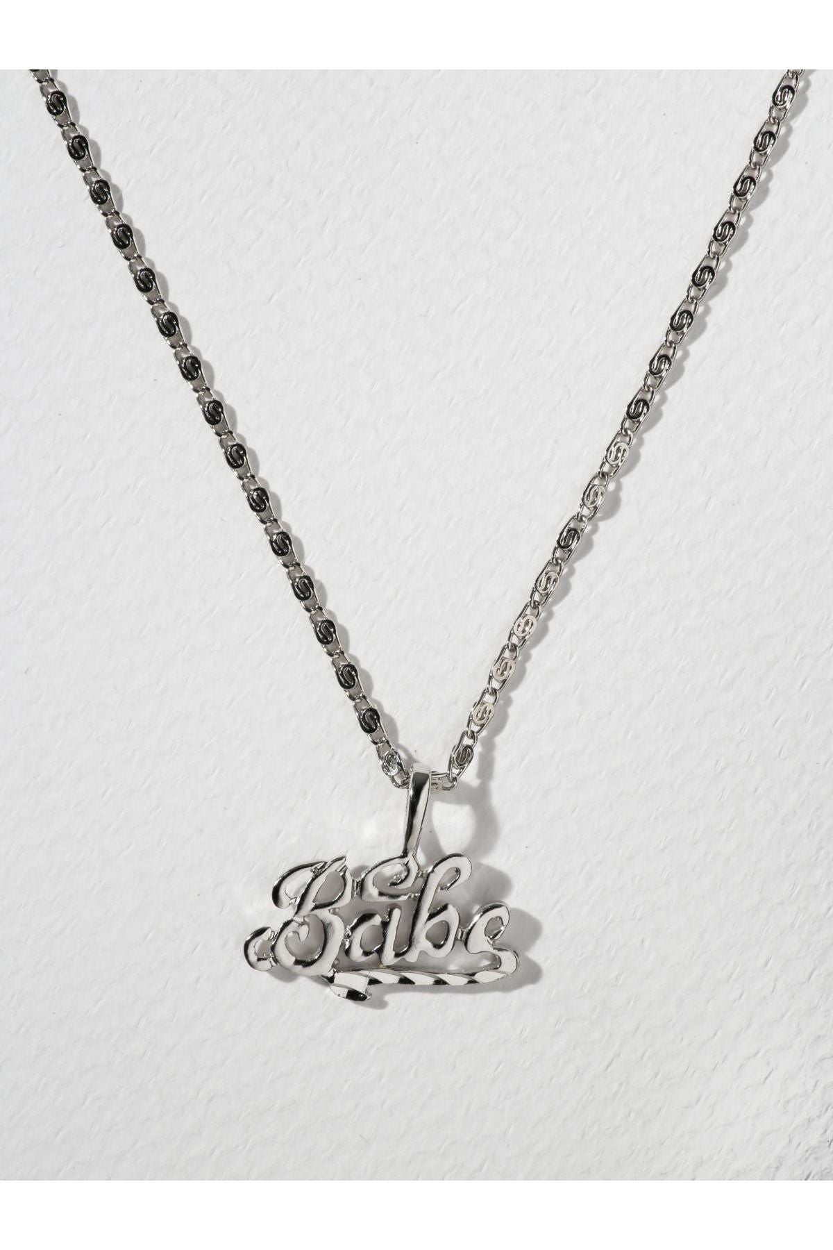 The Babe Necklace Silver