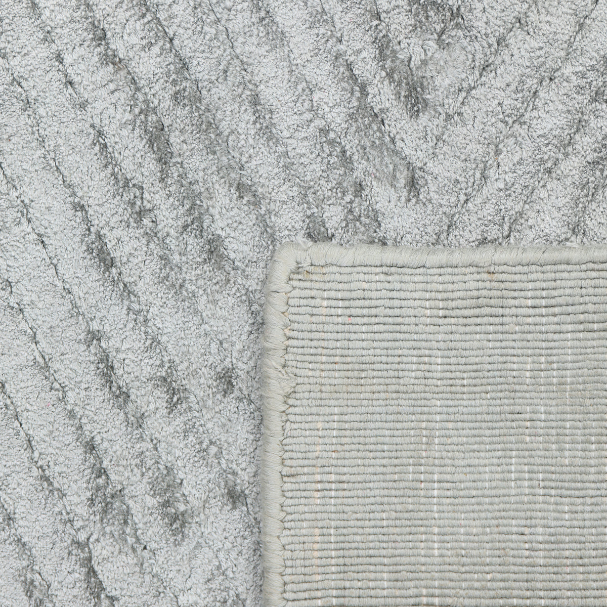 Chevelle Hand-Loomed Contemporary Chevron Gray Area Rug Gray