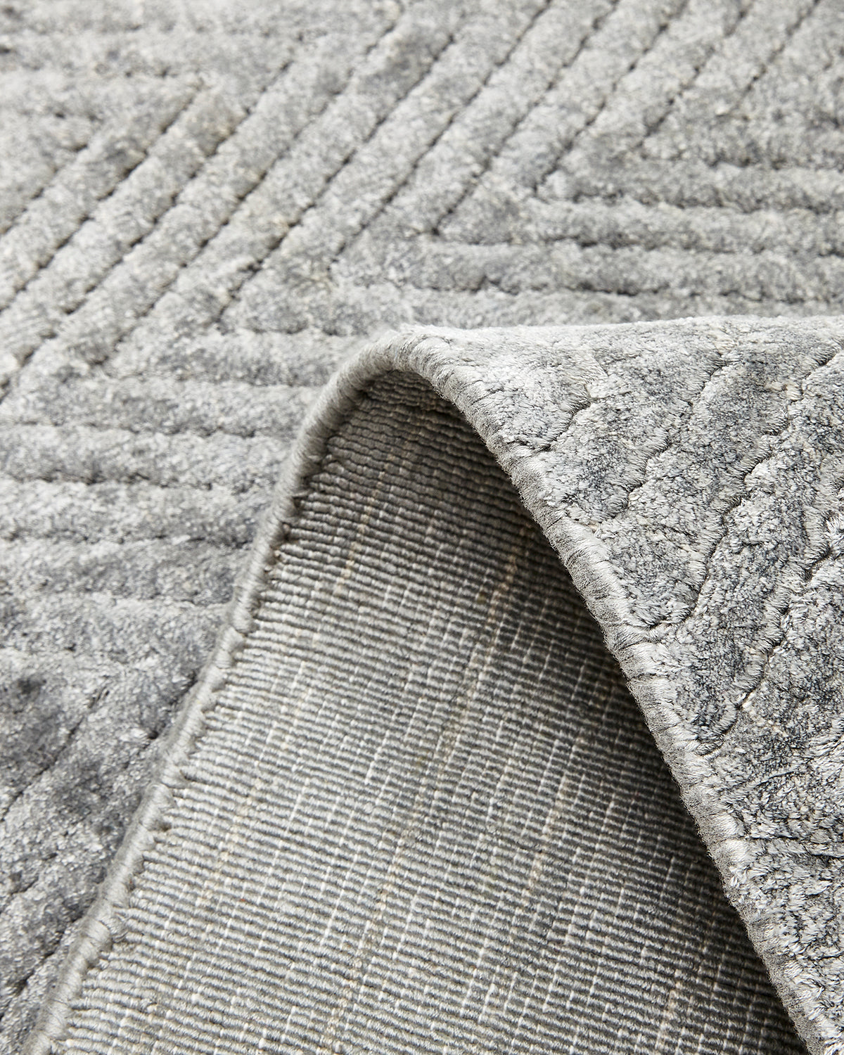 Chevelle Hand-Loomed Contemporary Chevron Gray Area Rug Gray