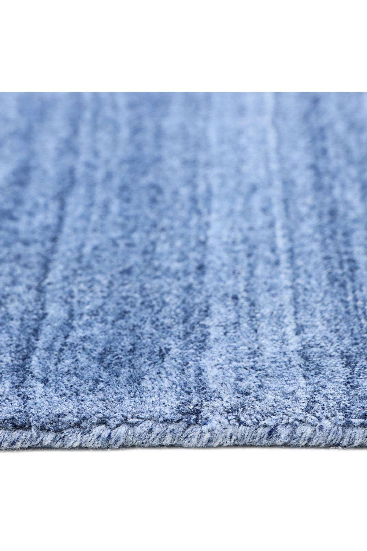 Harbor Hand-Loomed Contemporary Solid Blue Area Rug Blue
