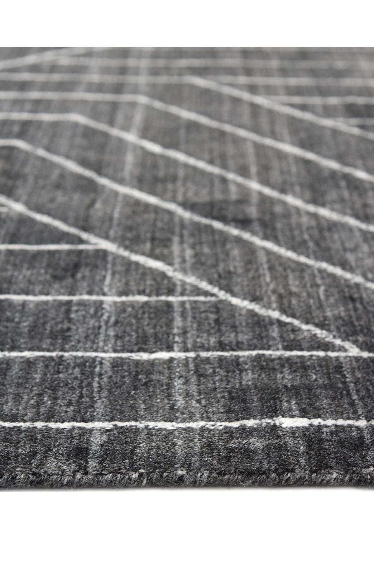 Kali Hand-Loomed Contemporary Geometric Gray Area Rug Gray