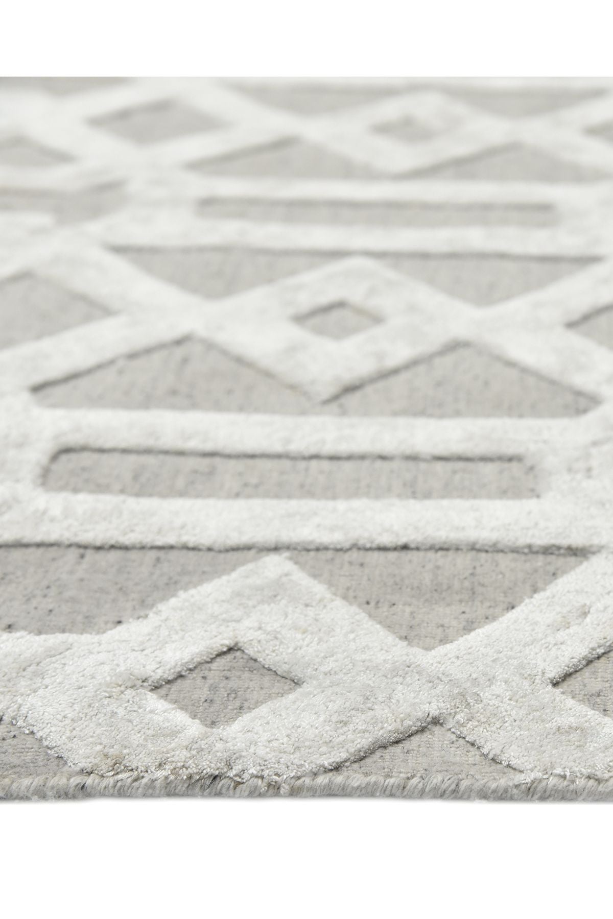 Rae Hand-Loomed Contemporary Trellis Gray Area Rug Gray
