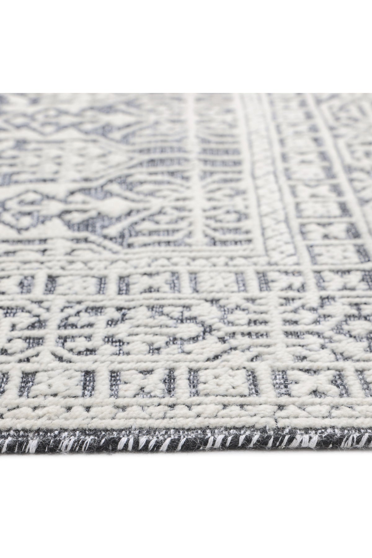 Yvonne Hand Knotted Contemporary Oriental Gray Area Rug Gray