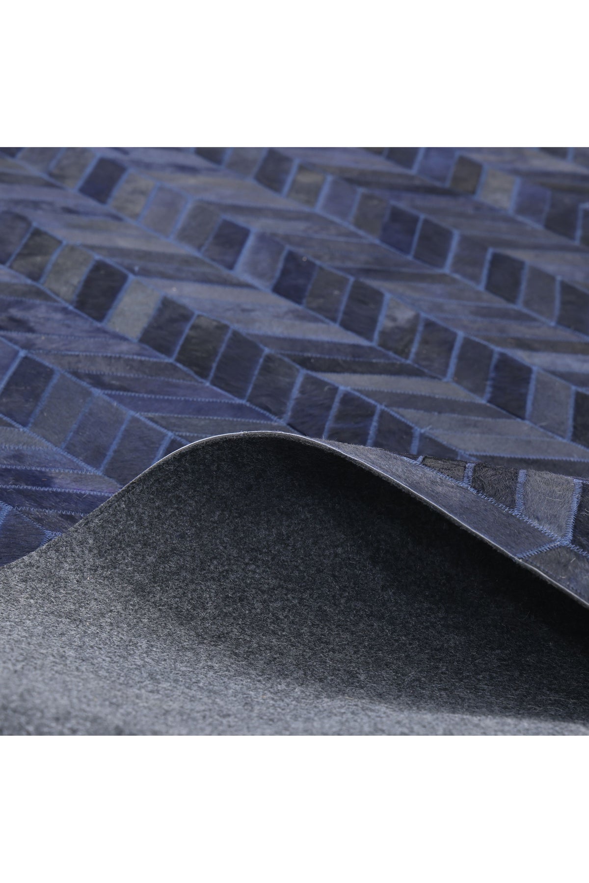 Meir Hand Woven Contemporary Chevron Blue Area Rug Blue