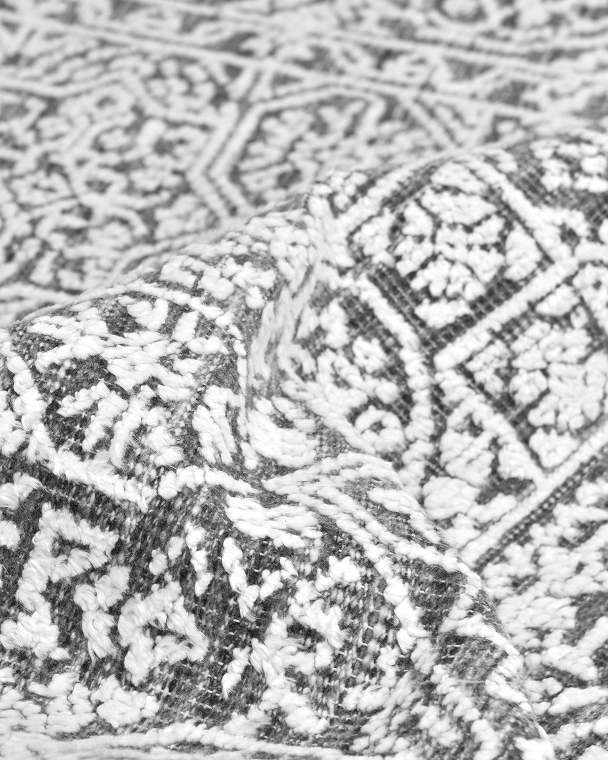 Charles Hand-Loomed Contemporary Floral Gray Area Rug Gray