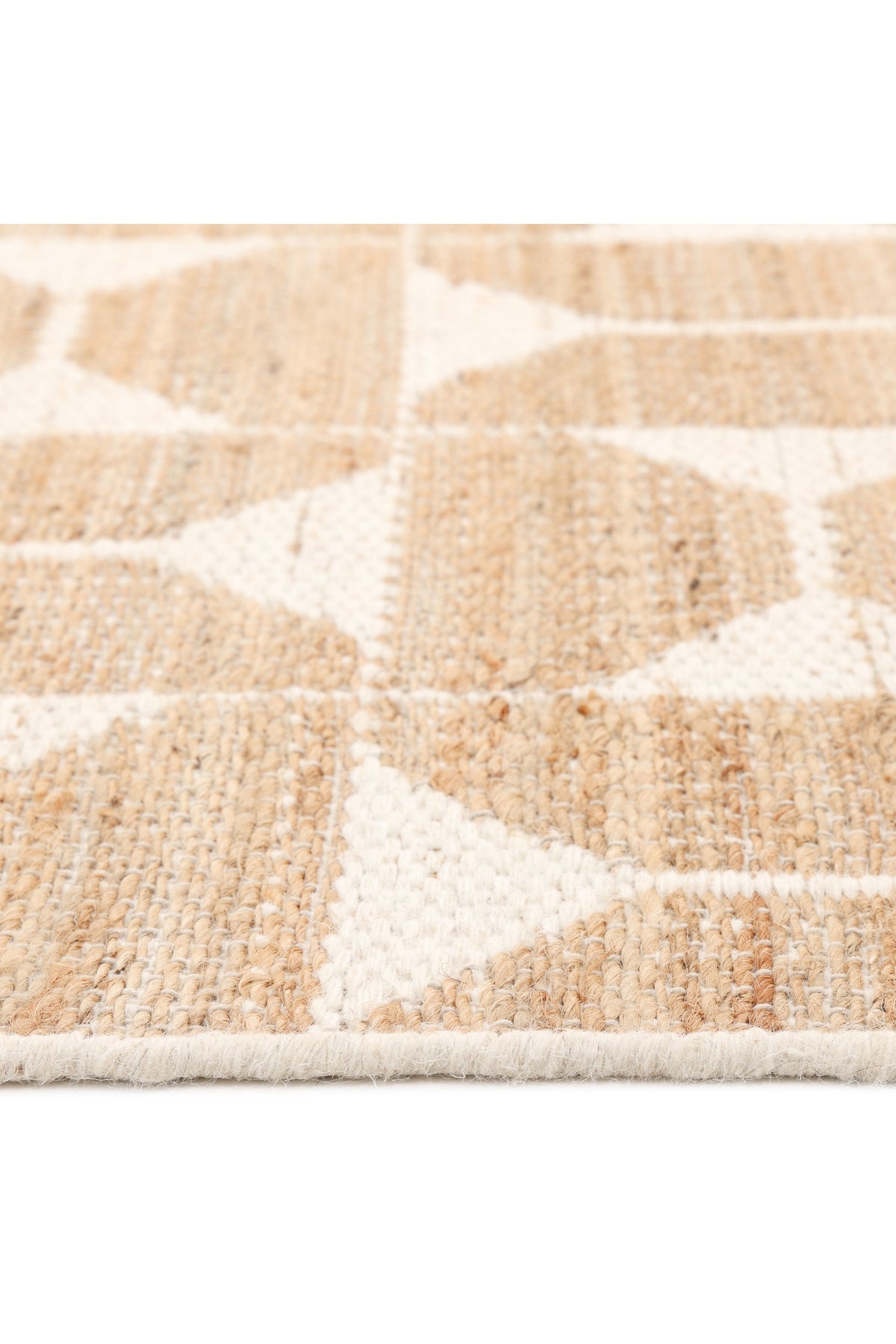 Elle Hand Woven Contemporary Geometric Ivory Area Rug Ivory