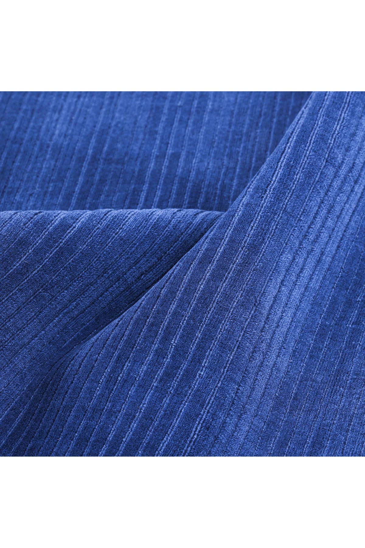 Cairo Hand-Loomed Contemporary Solid Blue Area Rug Blue