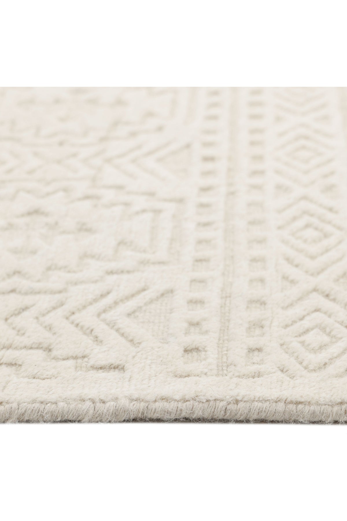 Fallkirk, Handmade Area Rug - 3' 0'' X 5' 0'' Ivory