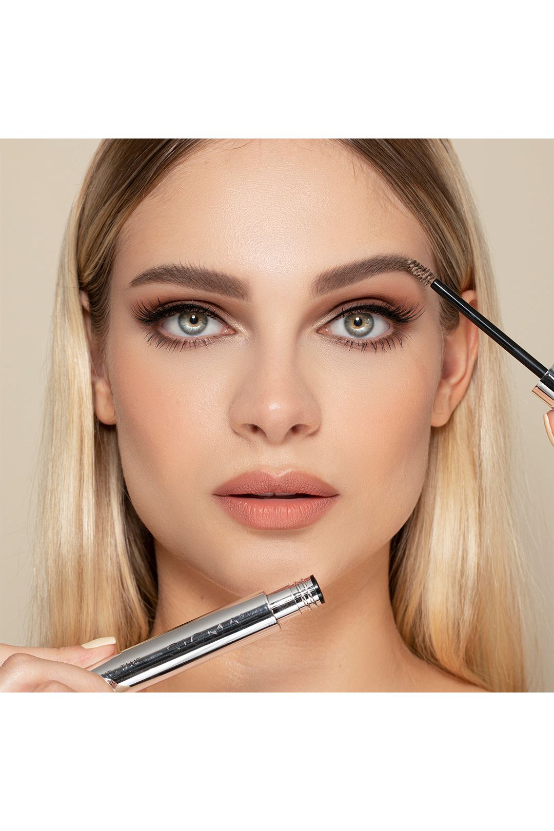 TINT + TAME BROW GEL - TINTED - Sigma Beauty 