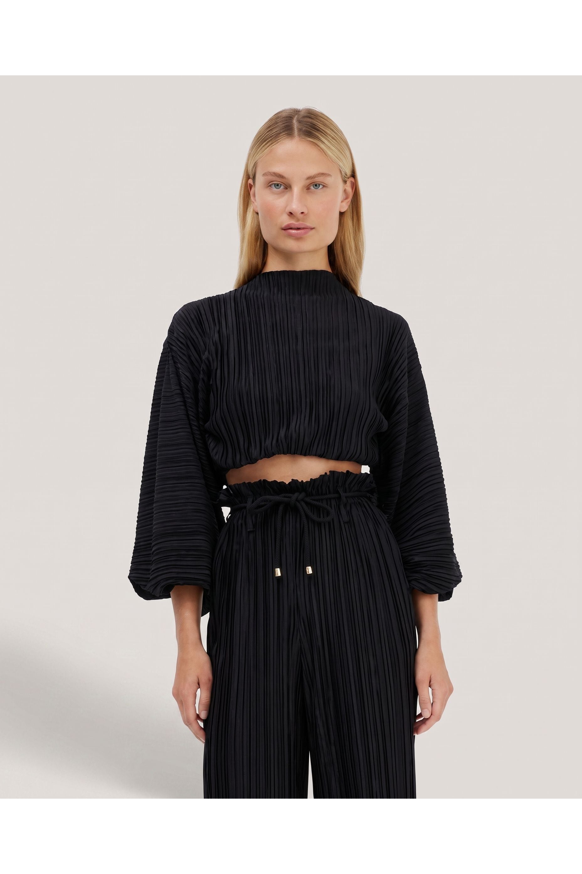 Significant Other Marlie Top Black